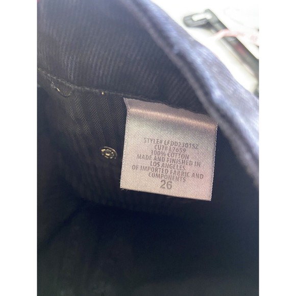 LF The Brand Shorts Women Size 26 Black Button-fly Red Zip Detail Cut-offs NEW - Picture 6 of 11